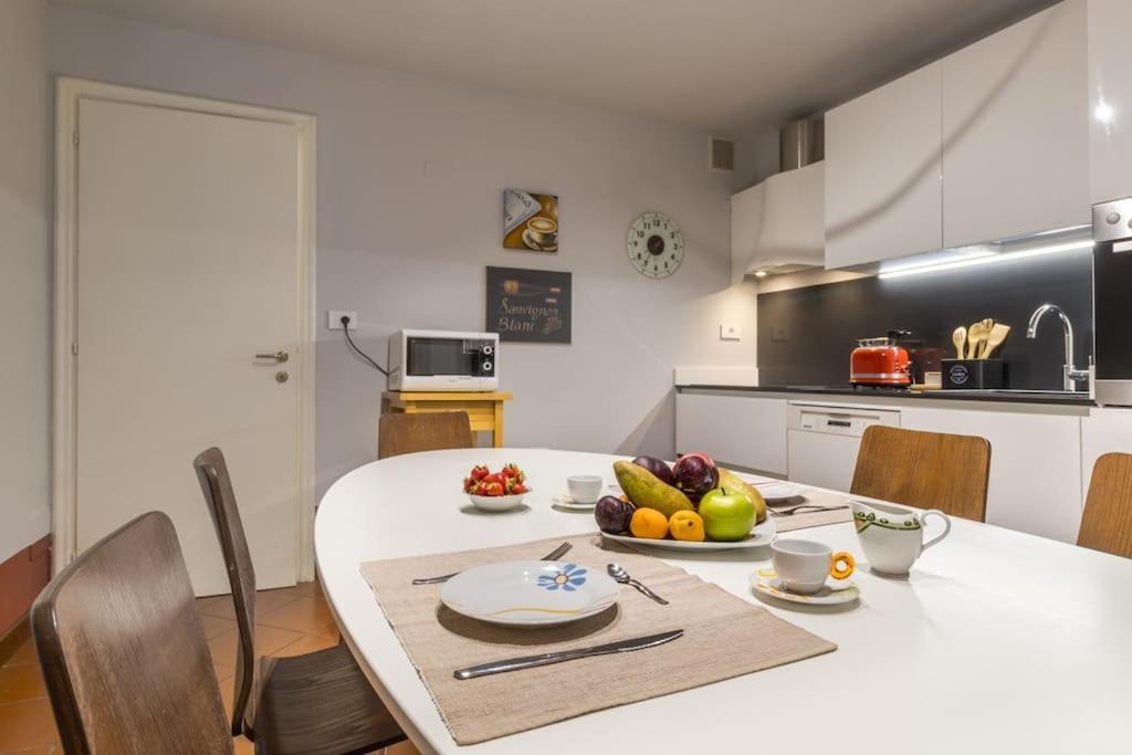 Residenza Angels @Piazzadelleerbe Apartment Verona Exterior photo
